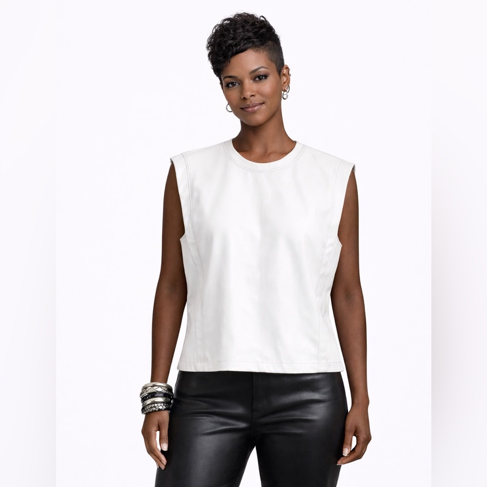 NWT Steve Madden Off White Vegan Leather Tee - Size Small Boxy Top